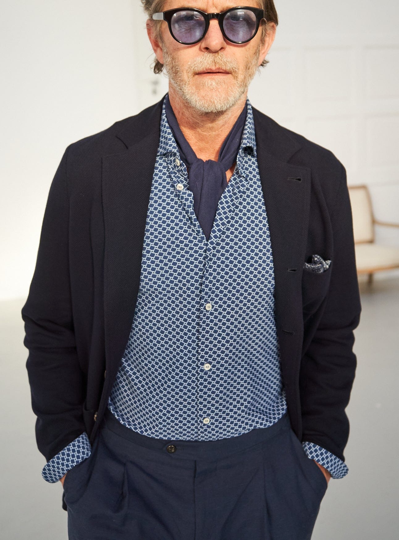 Chemise confortable recyclée de la Marine italienne à coupe carrée