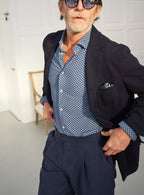 Chemise confortable recyclée de la Marine italienne à coupe carrée