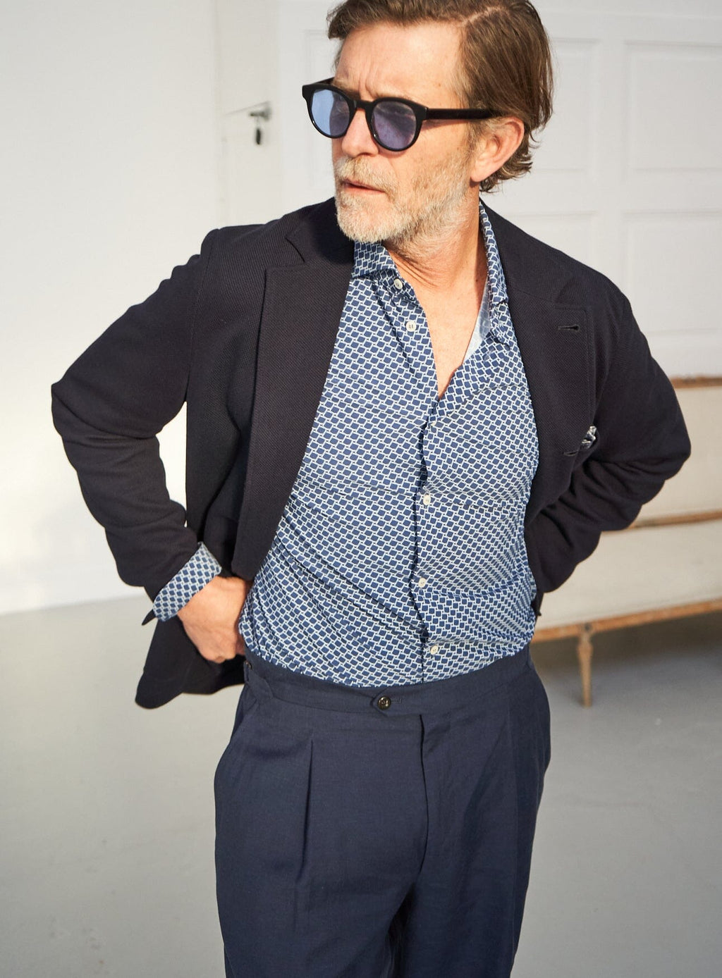Chemise confortable recyclée de la Marine italienne à coupe carrée