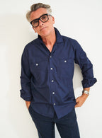 Chemise en coton régénératif double poche bleu marine