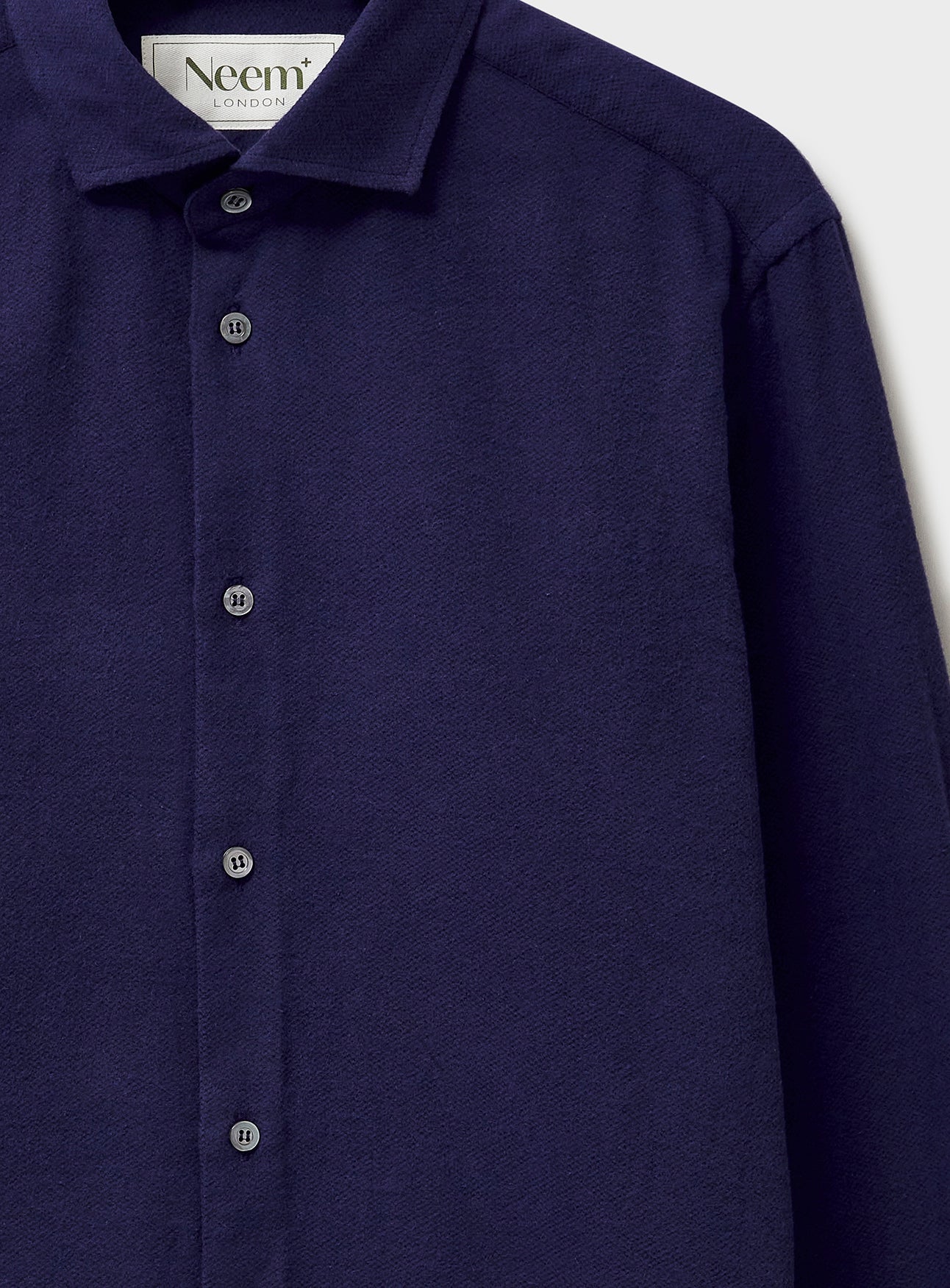 Chemise en flanelle italienne recyclée bleu marine à col cassé