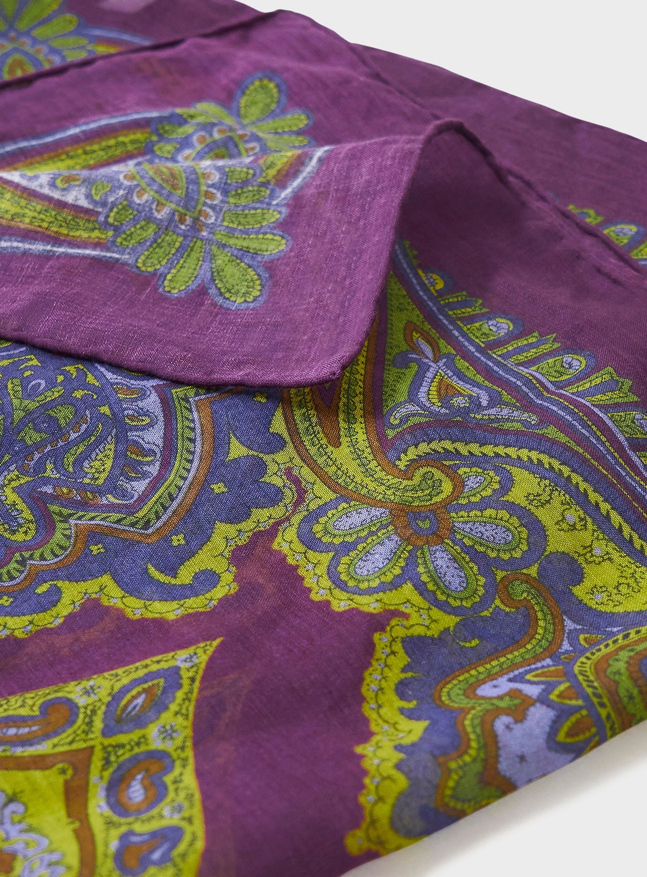Écharpe de cou en Tencel italien bordeaux à motif cachemire